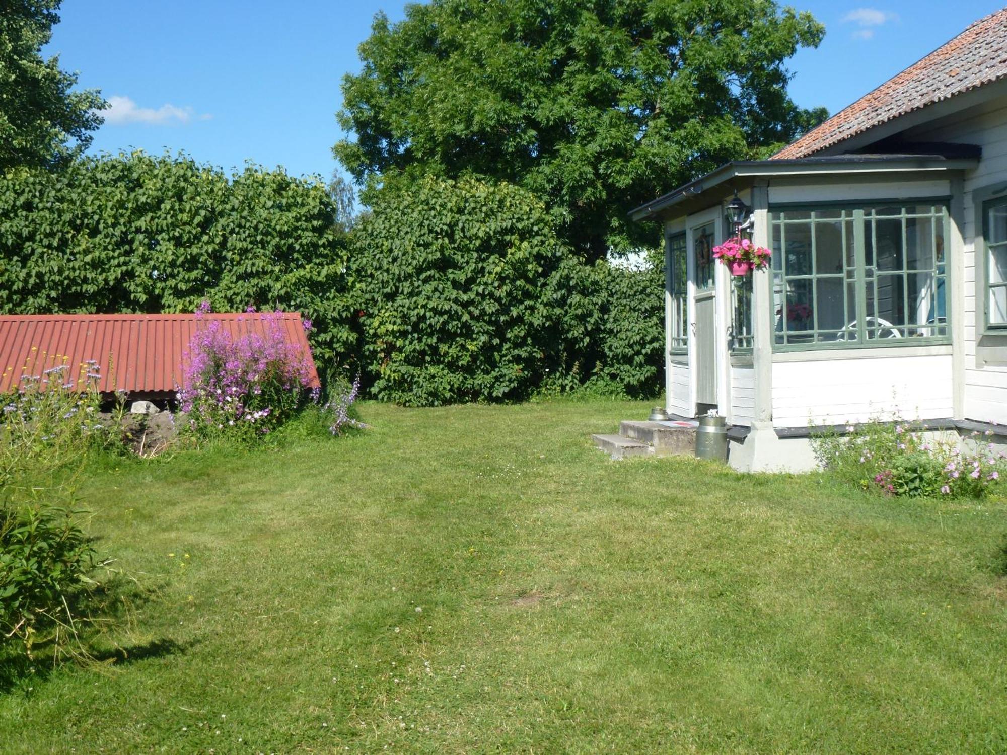 Enkoeping Cottage Экстерьер фото